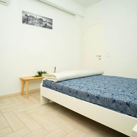 Homey Renovated 1 Bedroom Apartment In Kesariani Athen Exterior foto