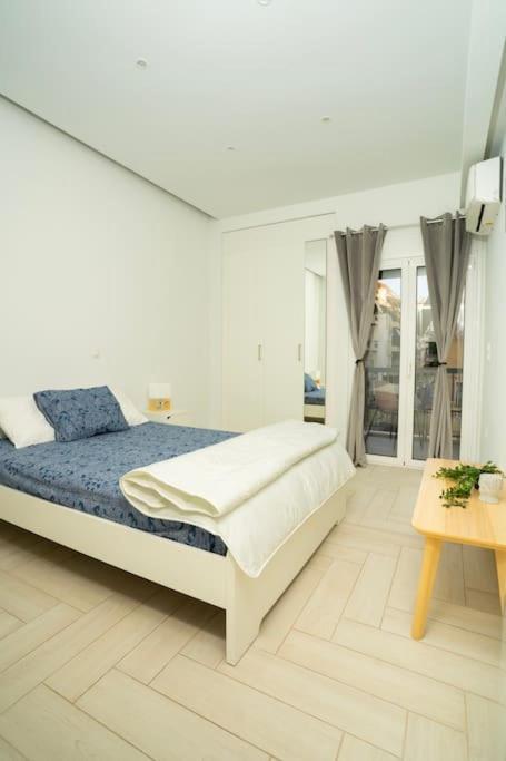 Homey Renovated 1 Bedroom Apartment In Kesariani Athen Exterior foto